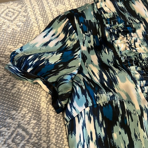 Anne Taylor bottom down Blouse size M - Picture 4 of 4